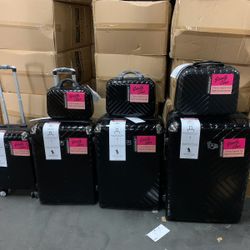 7 Pc Or 4 Pc PC Luggage Set