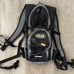 CamelBak M.U.L.E. Hydration Backpack Hiking Pack Cycling Exercise Camping 