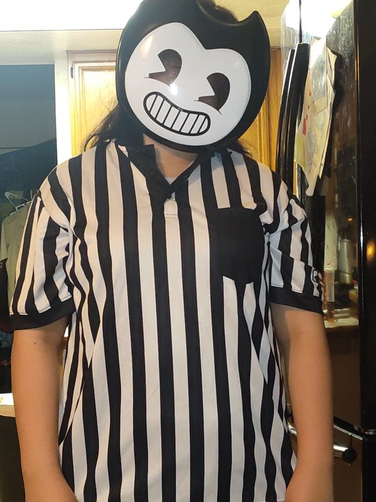 Costume