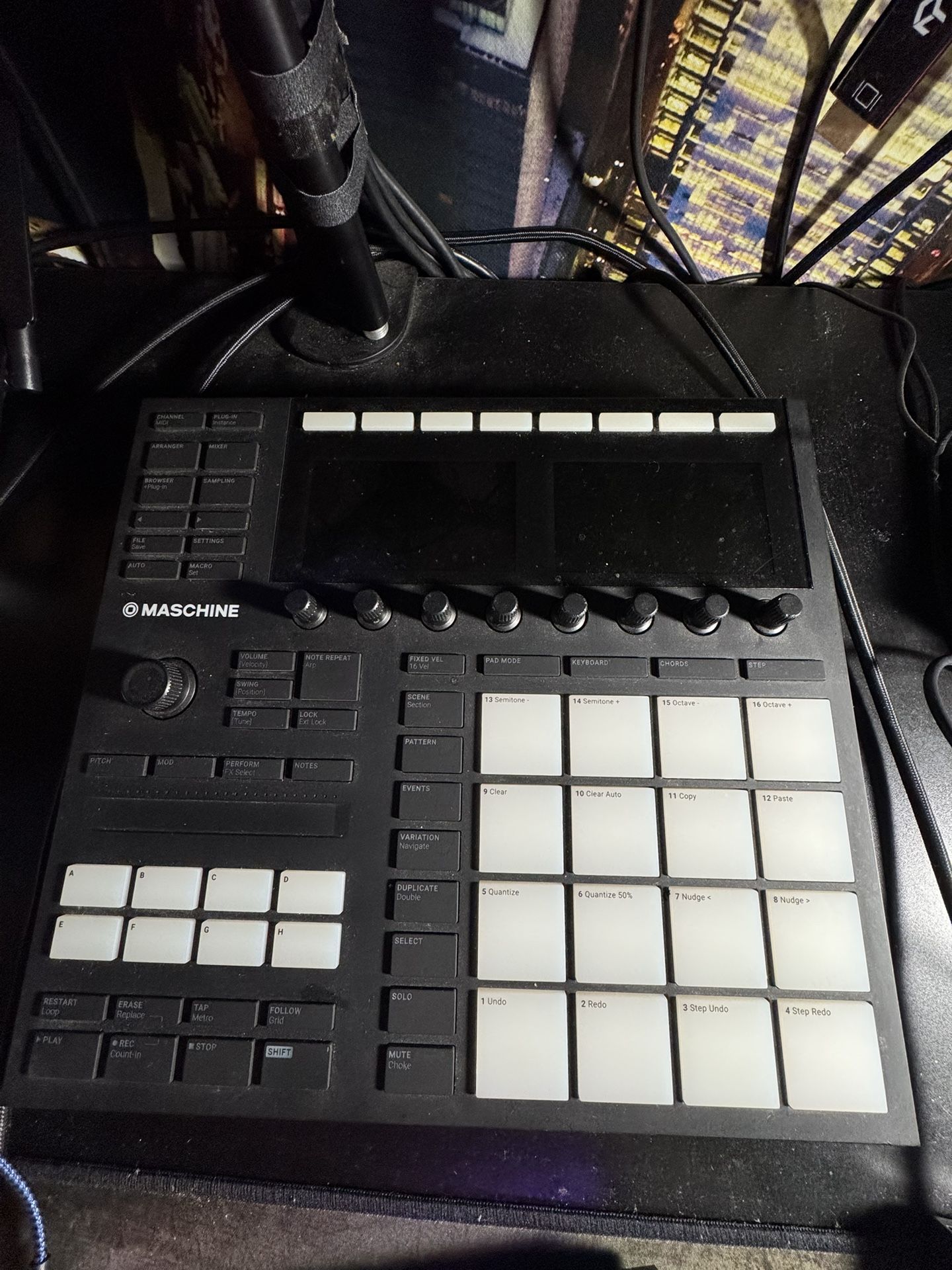 MASCHINE MK3 /W SOFTWARE $450 OBO