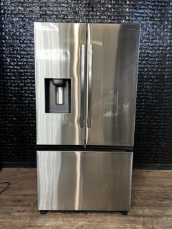 SAMSUNG REFRIGERATOR w/WARRANTY! R2830A