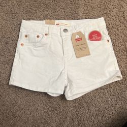 Brand New Levi’s White Shorts