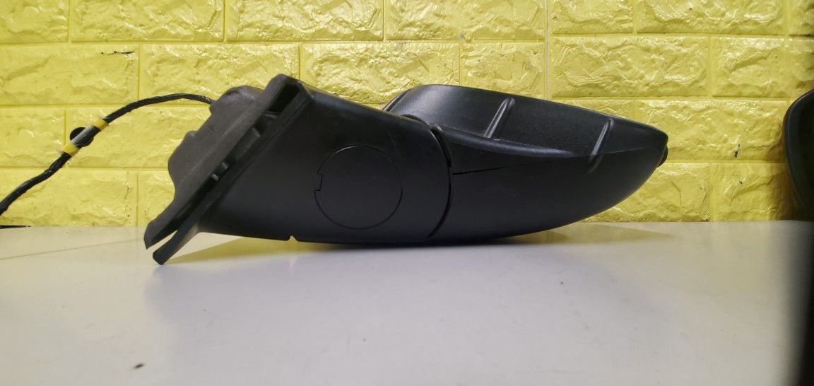 2008 2018 DODGE CARAVAN CHRYSLER TOWN & COUNTRY RIGHT PASSENGER SIDE MIRROR GENUINE USED OEM D53