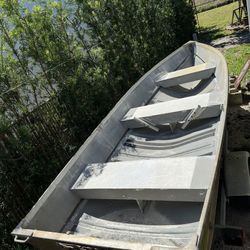 12 Ft Aluminum Boat With Trailer 