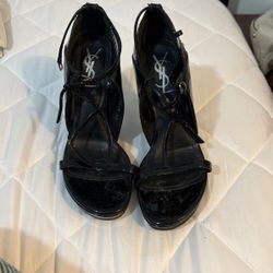 Yves Saint Laurent Black Heels