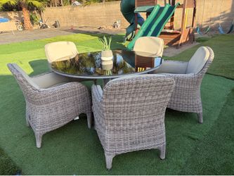 Luxury patio furniture