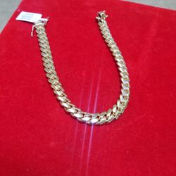 10k Gold Cuban Bracelet 