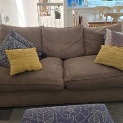 Oversized Brown Couch – Comfortable, Fair Condition – $45