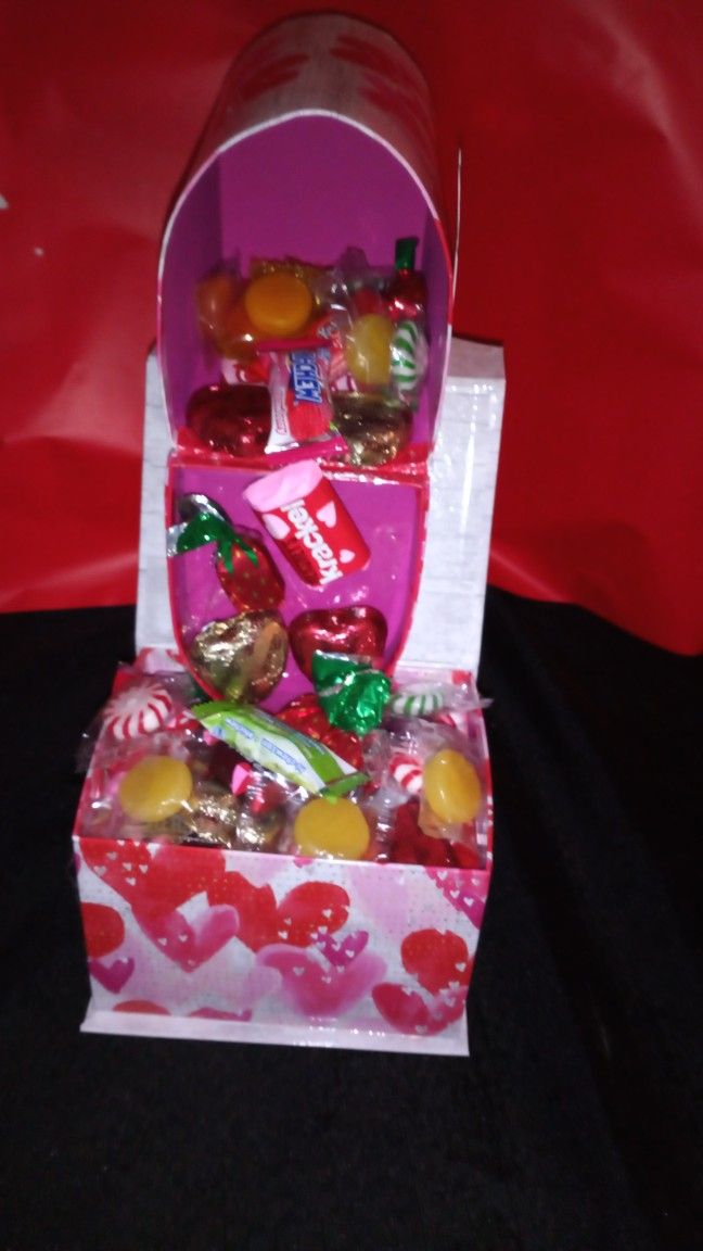 Valentine's day Baskets And Gifts