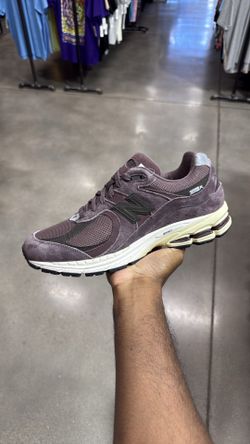 Brand new New Balance 2002r Black Fig sz10.5