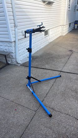 Park tool bike stand