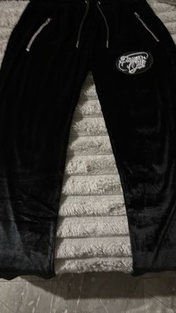 Women’s tracksuit black