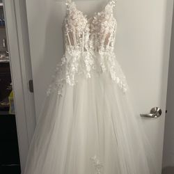 Wedding dress size 0