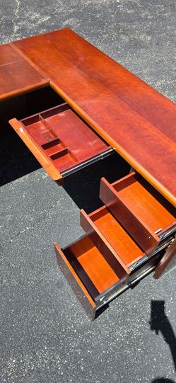 Peninsula U-Shaped wood desk cherry