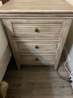 3 drawer nightstand