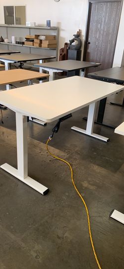 55x28 White Electric Standing Desk, Brand New In The Box, With Memorized Controller Buttons
