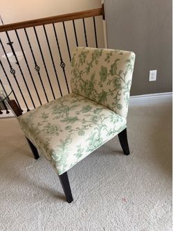 2 Accent chairs