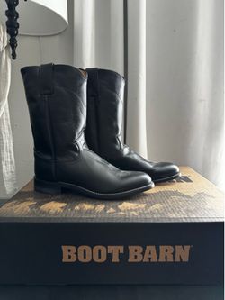 Black roper boot