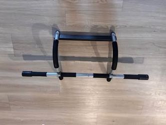 Urgent Sale - Iron Gym Pull-Up Bar - Total Upper Body Workout Bar for Doorway