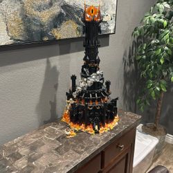 Lego Barad-Dur Lord Of The Rings Lego Set. Completed! Box Included.