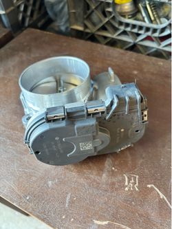 Dodge Challenger GT 3.6 Throttle body