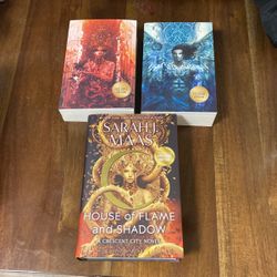 Crescent City Series All Barnes & Noble Exclusive Edition