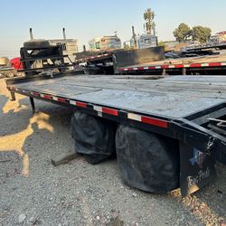 30,000 Pound Trailer , Electric Over Hydraulic Braking System Disc Brakes