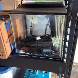 5 gallon backlit tank all accessories included
