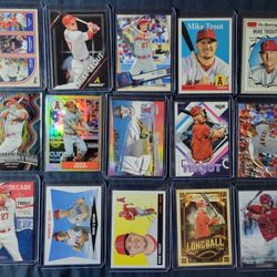 2018 Topps #312 MIKE TROUT Big League 2013 Pinnacle 170 Insert 2019 Heritage  Prizm Illumination 2022 Chrome 1987 Refractor Flashiest Feet 197
