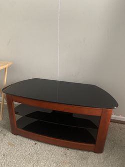 Glass Tv Table Need Gone Moving Out