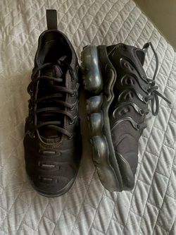Nike air vapormax plus size 7.5 W