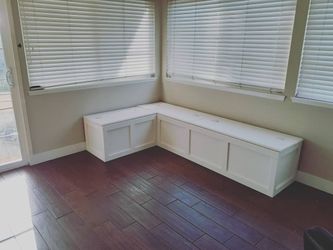 Dinning nook benches