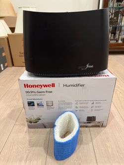 Honeywell Germ Free Cool Moisture Humidifier