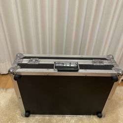 Universal Flight Case
