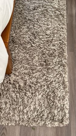 Gray, tan, White Shag Area Rug