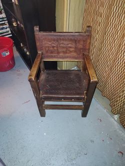 Leather Hand Crafted Kids Chair In Great Condition Only 20$
