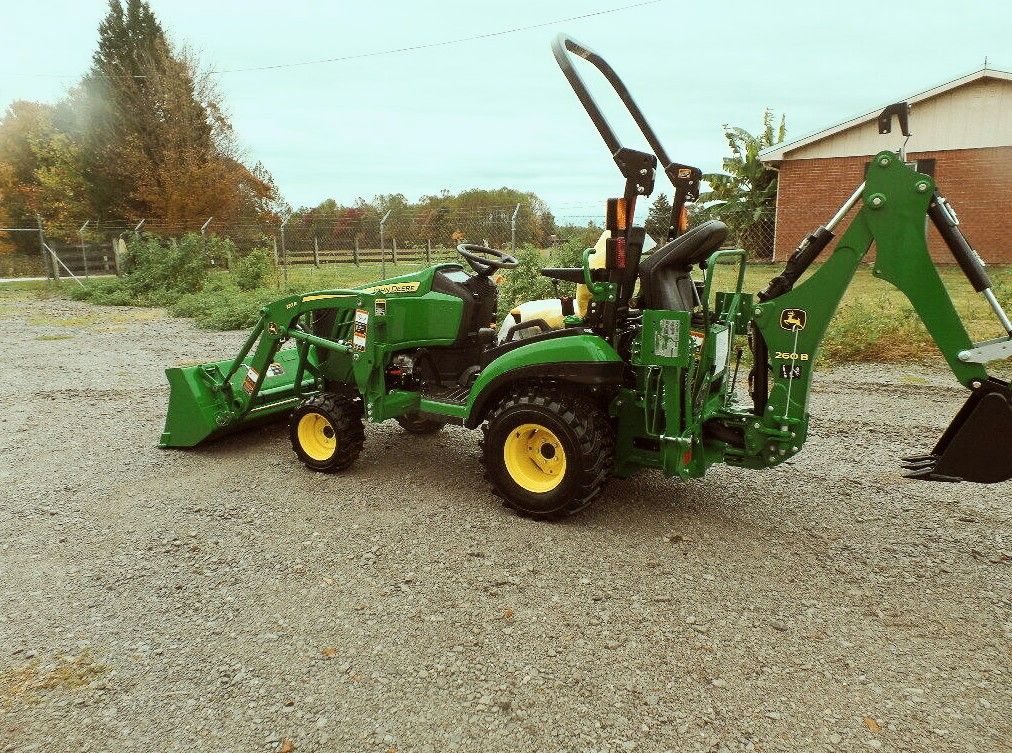 2019 JOHN DEERE 1025R LOADER