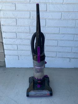 VACUUM CLEANER
