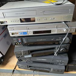 DVD/VHS combo VCR *needs repair*