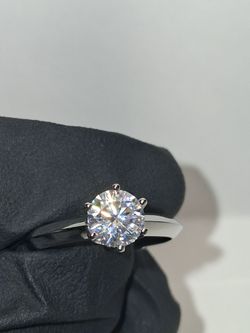 VVS1 Moissanite Engagement / Promise Ring  - 925 Silver