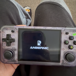 Anbernic console