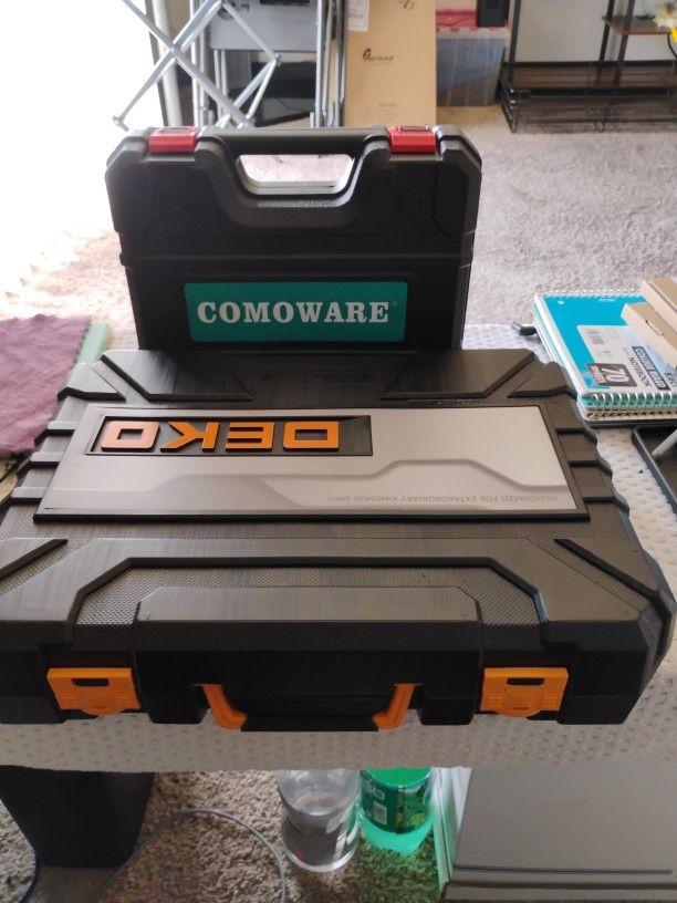 75 Piece Tool Set With Handheld Drill
