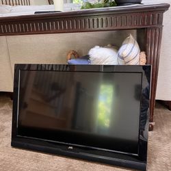 JVC  32” 720p TV
