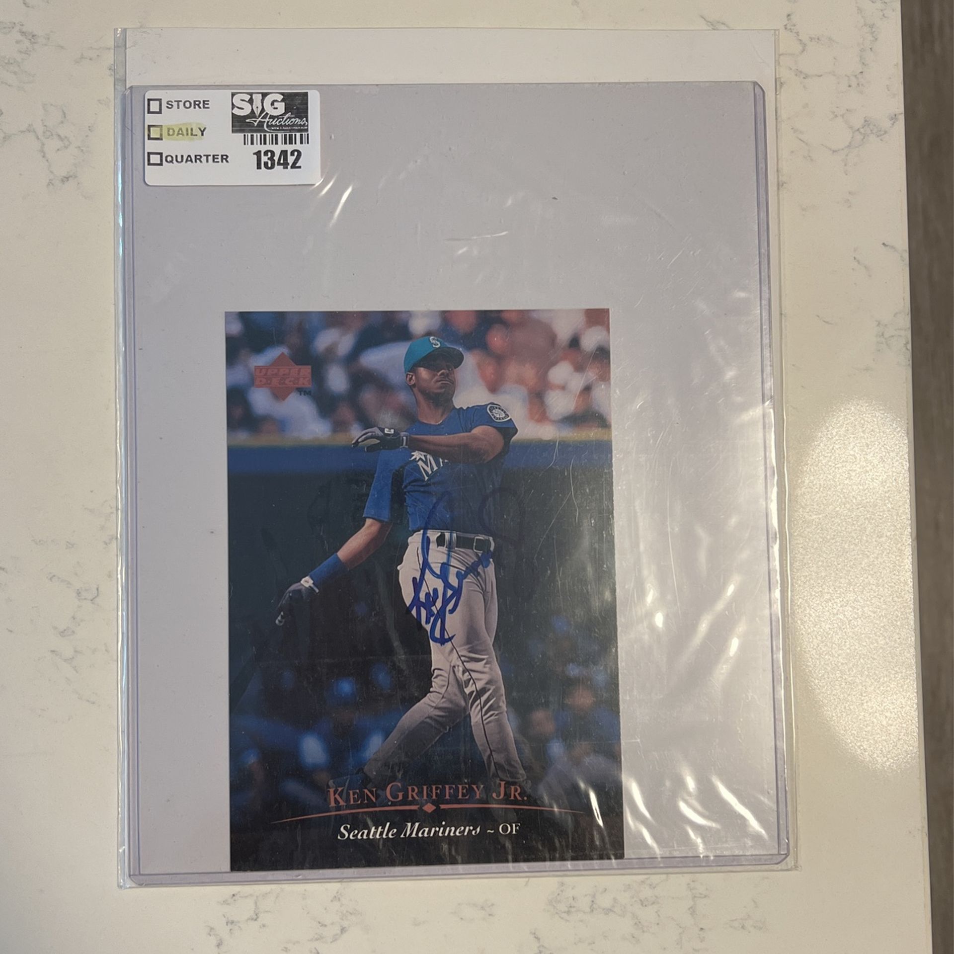 1998 Ken Griffey jr Certified Autographed Upper Deck
