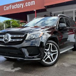 Mercedes Benz GLS-550 