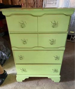 Dresser
