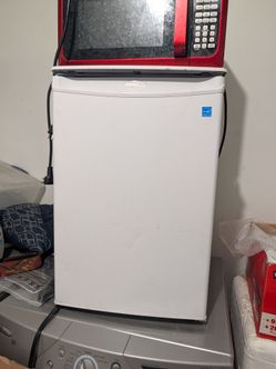 Mini Fridge - used