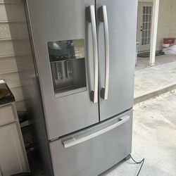 FREE WHIRLPOOL REFRIGERATOR !