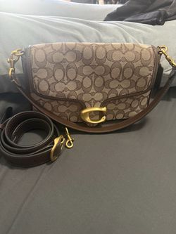 Coach Signature Crossbody Saddle Bag