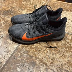 New Nike tennis Shoes/ Mens Size 13
